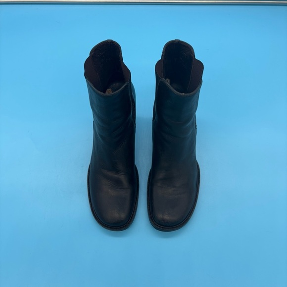 Cole Haan Women’s Dark Brown Leather Heeled Boots Size 9 D15348 - Picture 3 of 7